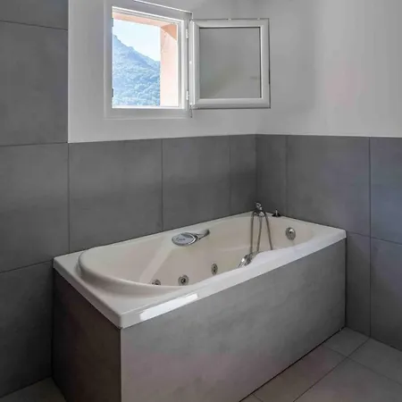 Casa Dolce, Avec Piscine * Sartène